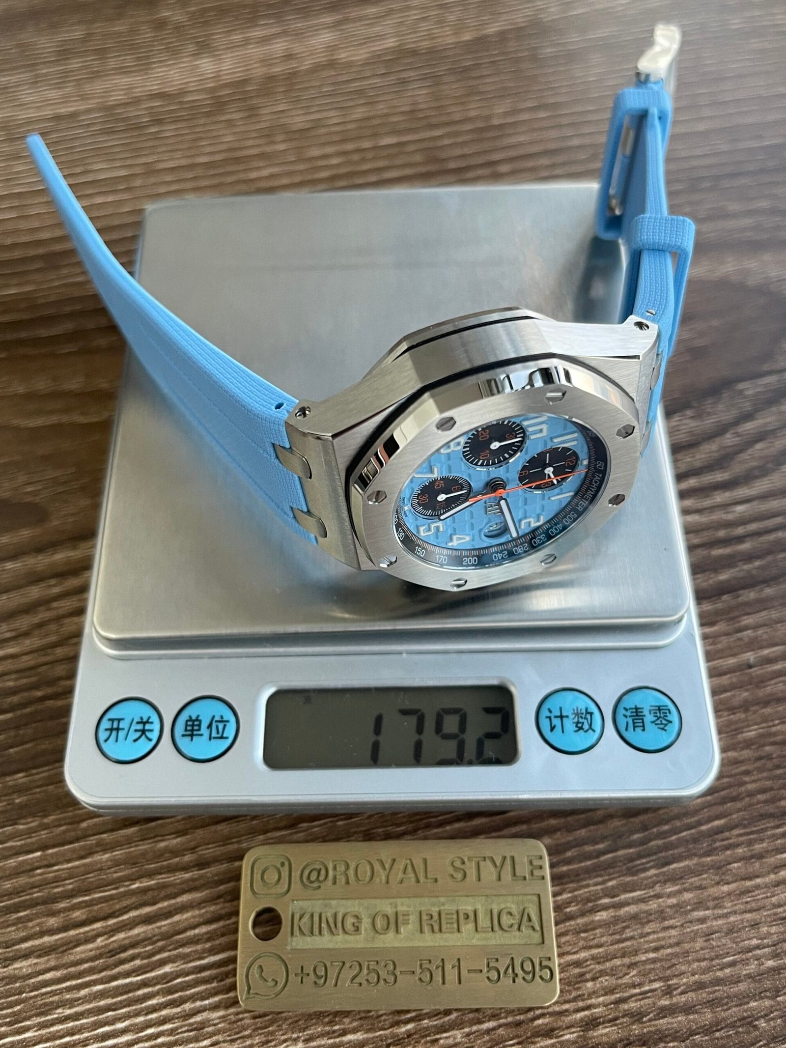 Alternative view of Royal Oak Light Blue Chronograph